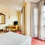 فندق Sercotel Arenal