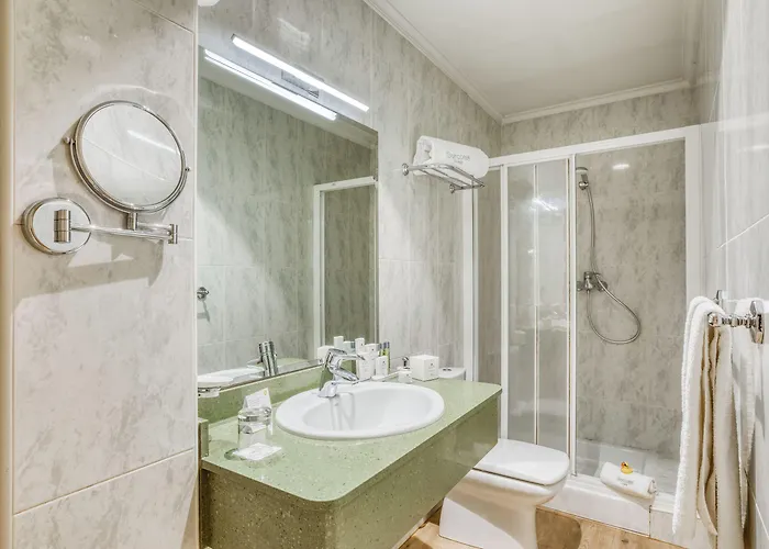 Sercotel Arenal Hotel