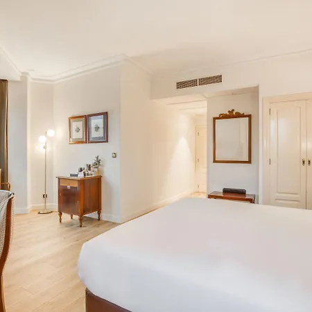 Sercotel Arenal فندق بلباو