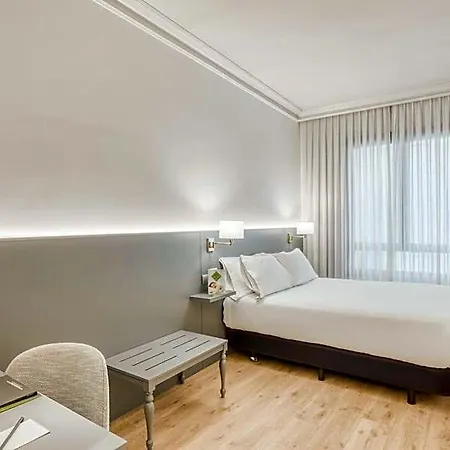 فندق Sercotel Arenal بلباو