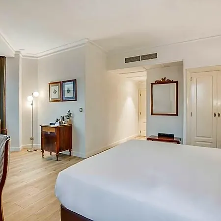 فندق Sercotel Arenal 3*