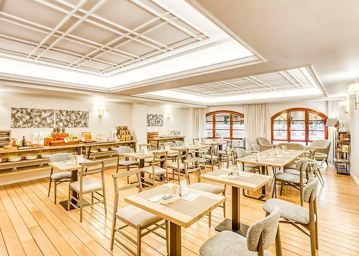 Sercotel Arenal Hotel