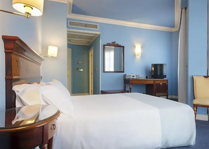 Hotell Sercotel Arenal 3*