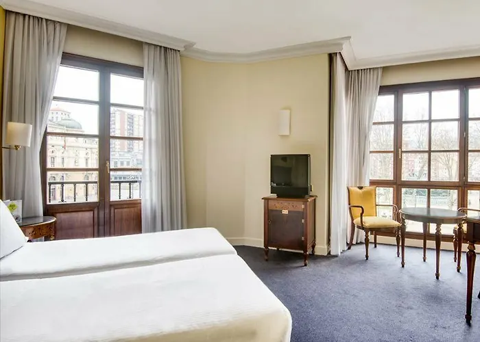 Sercotel Arenal Hotell