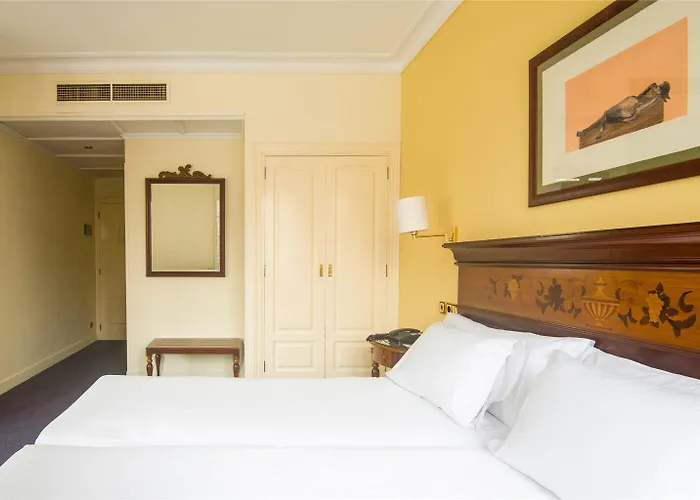 Hotel Sercotel Arenal 3*