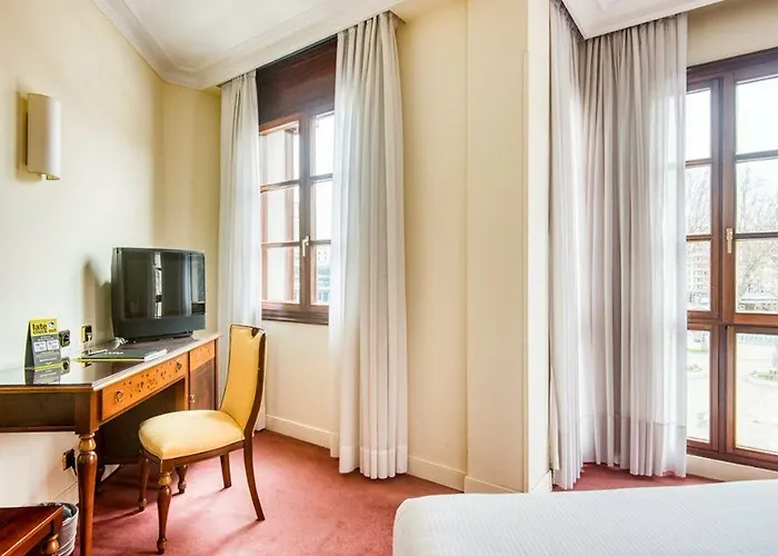 Sercotel Arenal Hotel